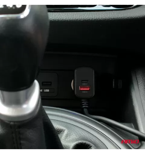 Prailgintuvo lizdas su įkrovikliu 4xUSB-A QC3.0 PD 3.0, 180 W AMIO-04835