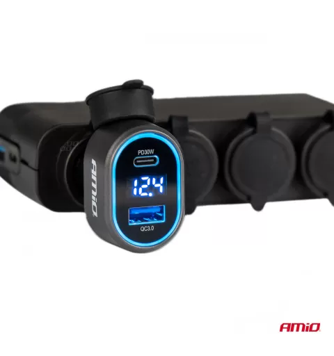 Greitas automobilinis įkroviklis su įtampos LED ekranu 3.0 PD30W AMIO-04178