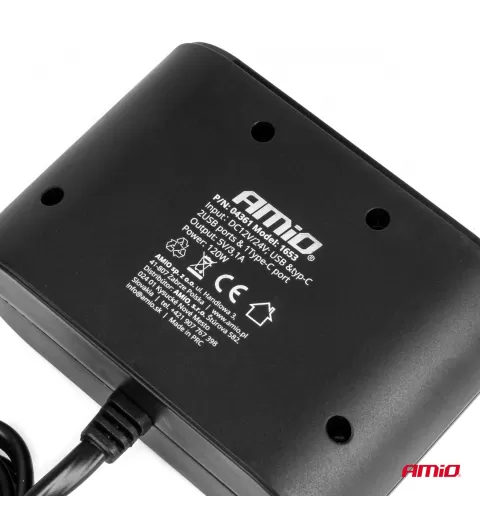 Trigubas prailgintuvo lizdo įkroviklis 2x USB A 1x USB C 12/24V 120W 70cm AMIO-04361