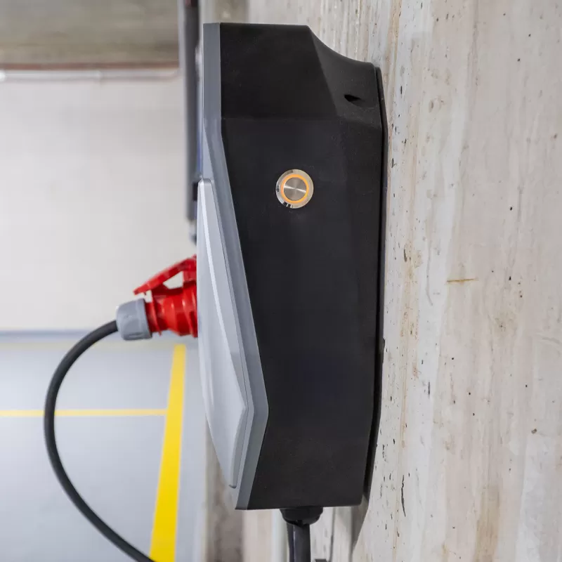 Sieninis elektromobilio įkroviklis, trifazis, 22kW 32A 400V AMIO-04843
